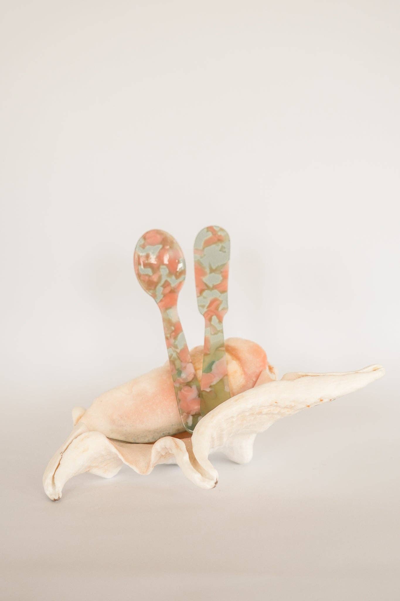 THE PEARLA PATE SET: Pastel Blue