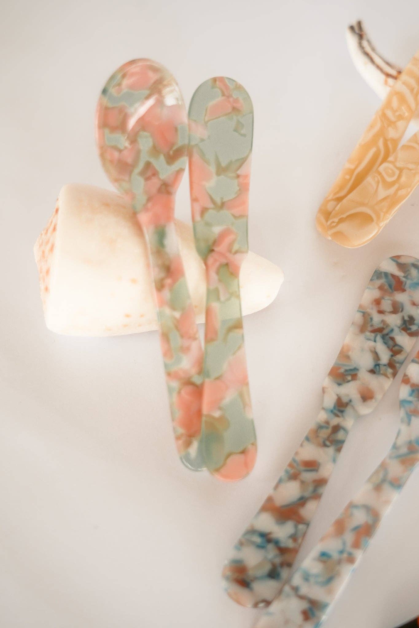 THE PEARLA PATE SET: Pastel Blue