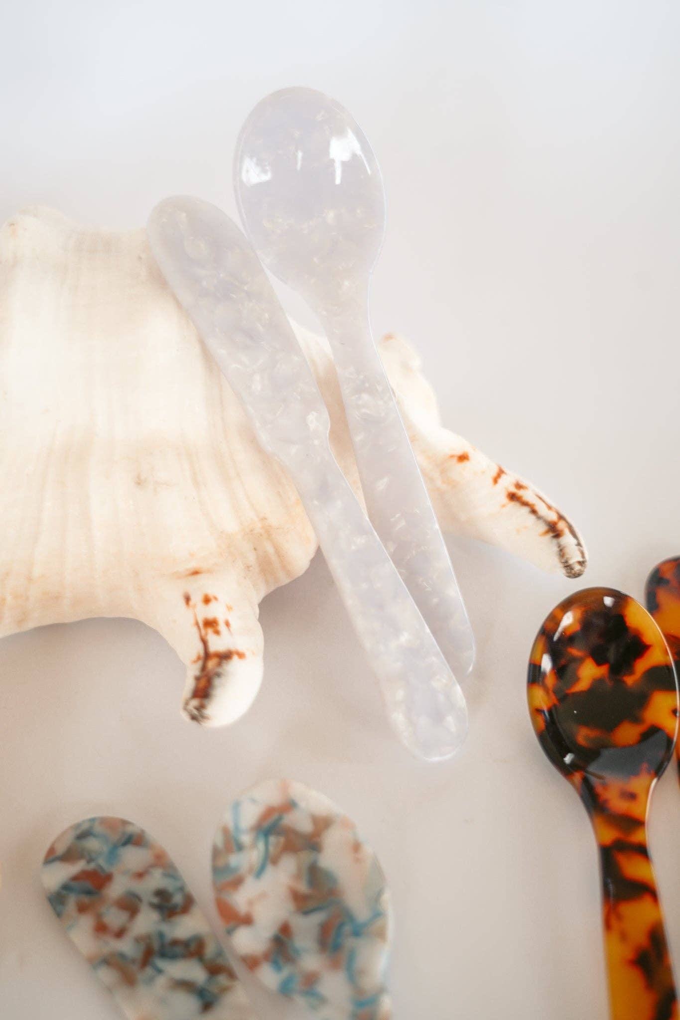 THE PEARLA PATE SET: Tort