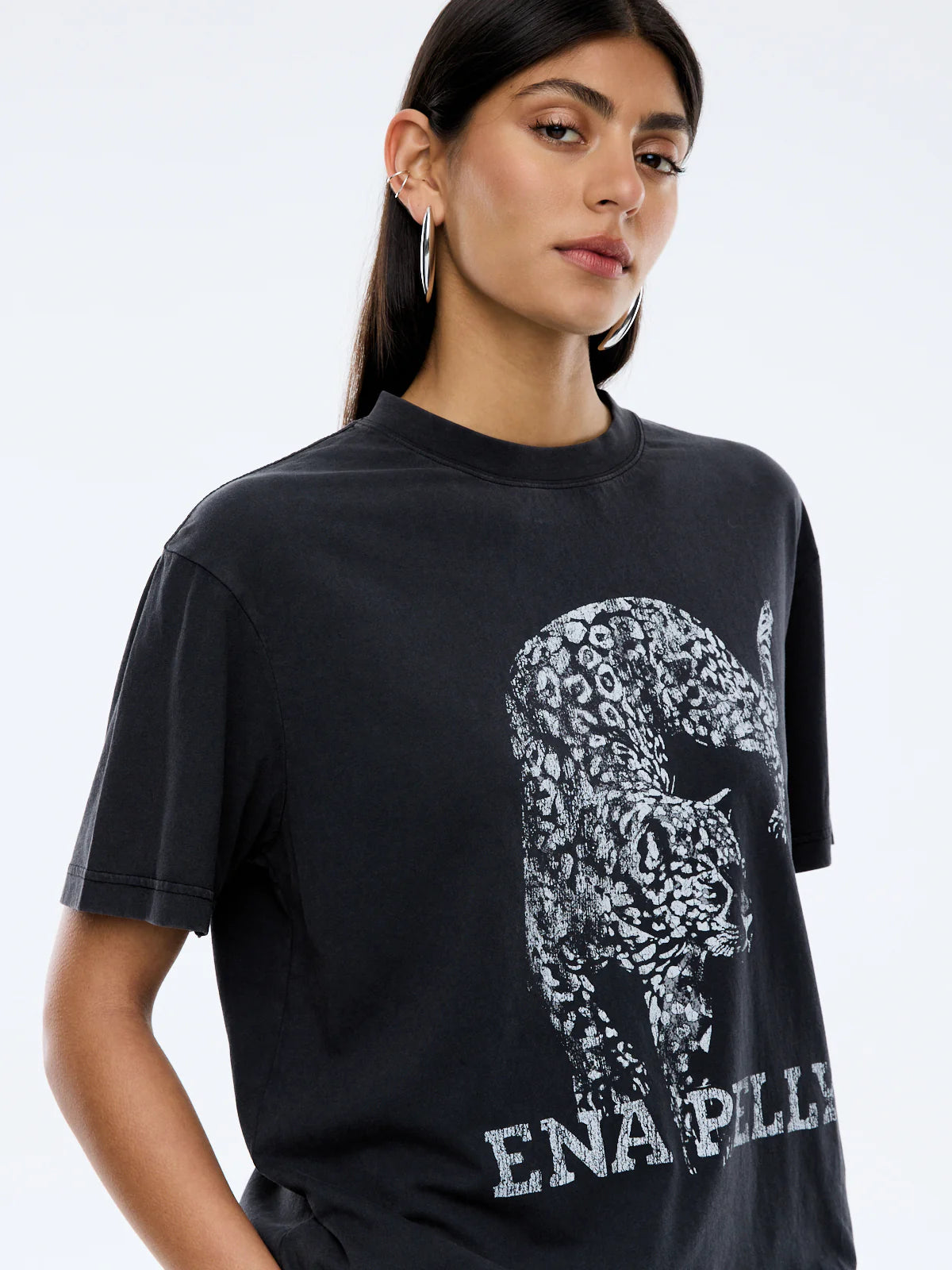 Crawling Leopard Tee