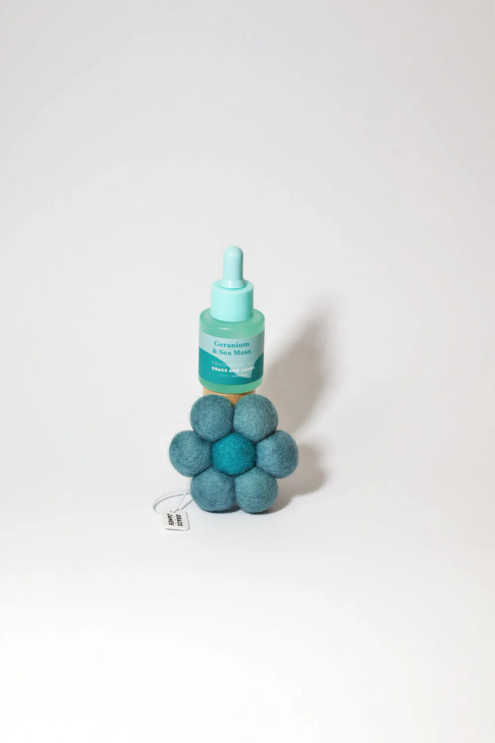Grace & James Bloom Collection Felt Air Freshener  | Geranium & Sea Moss