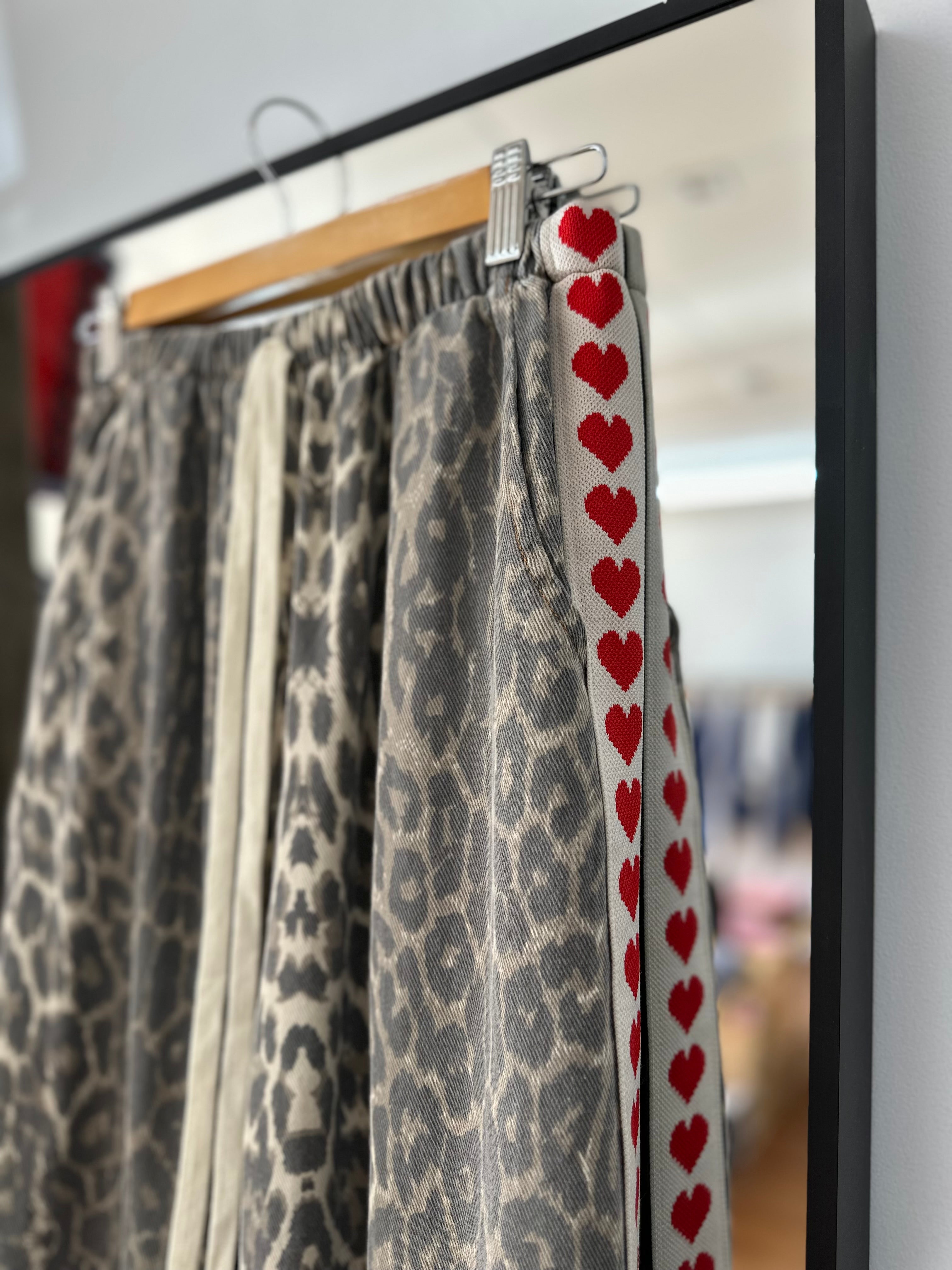 By Frankie - Leopard Heart racer Pant