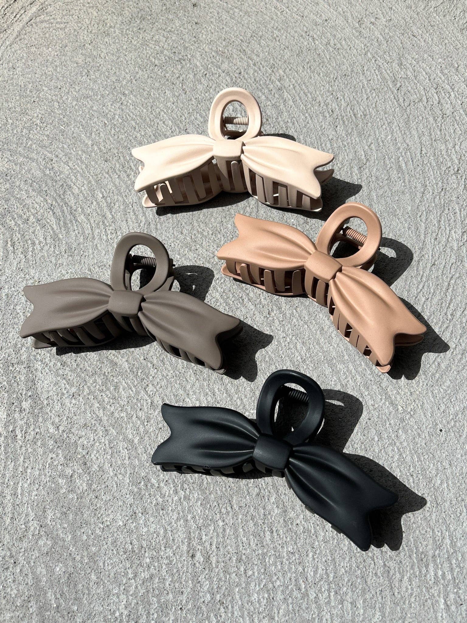 Black large Bow Clip
