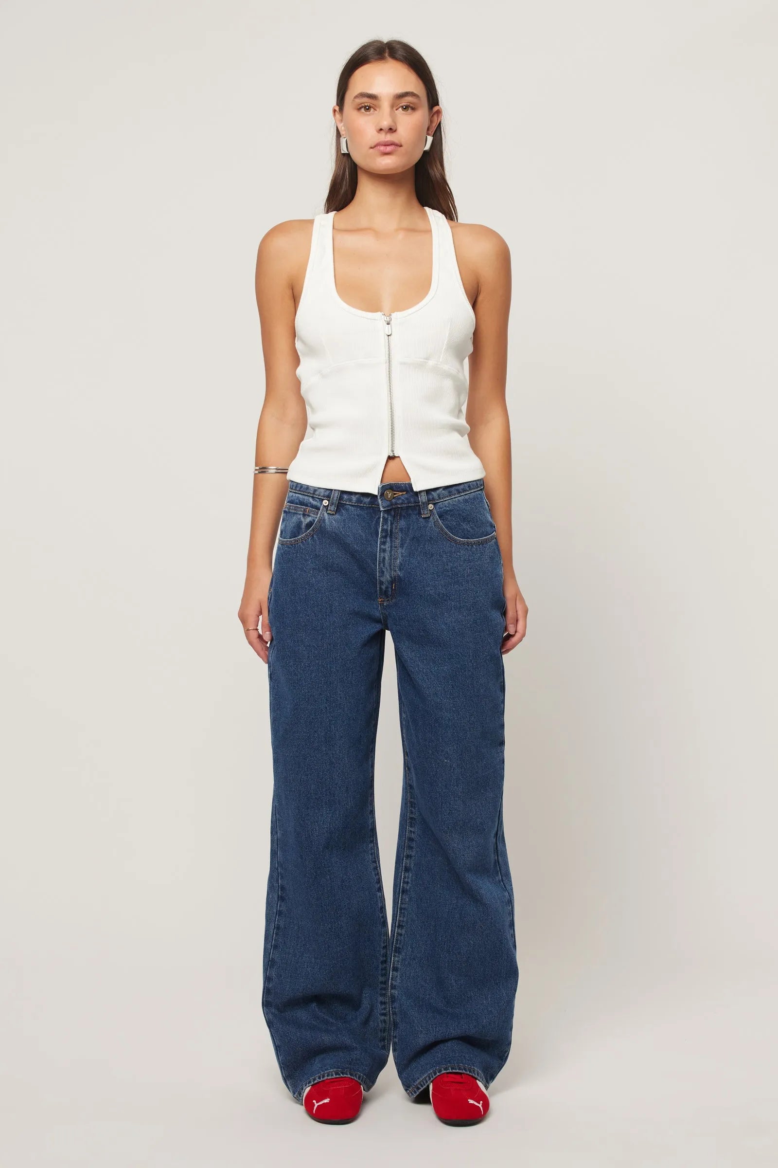 A brand - 95 Bella Baggy