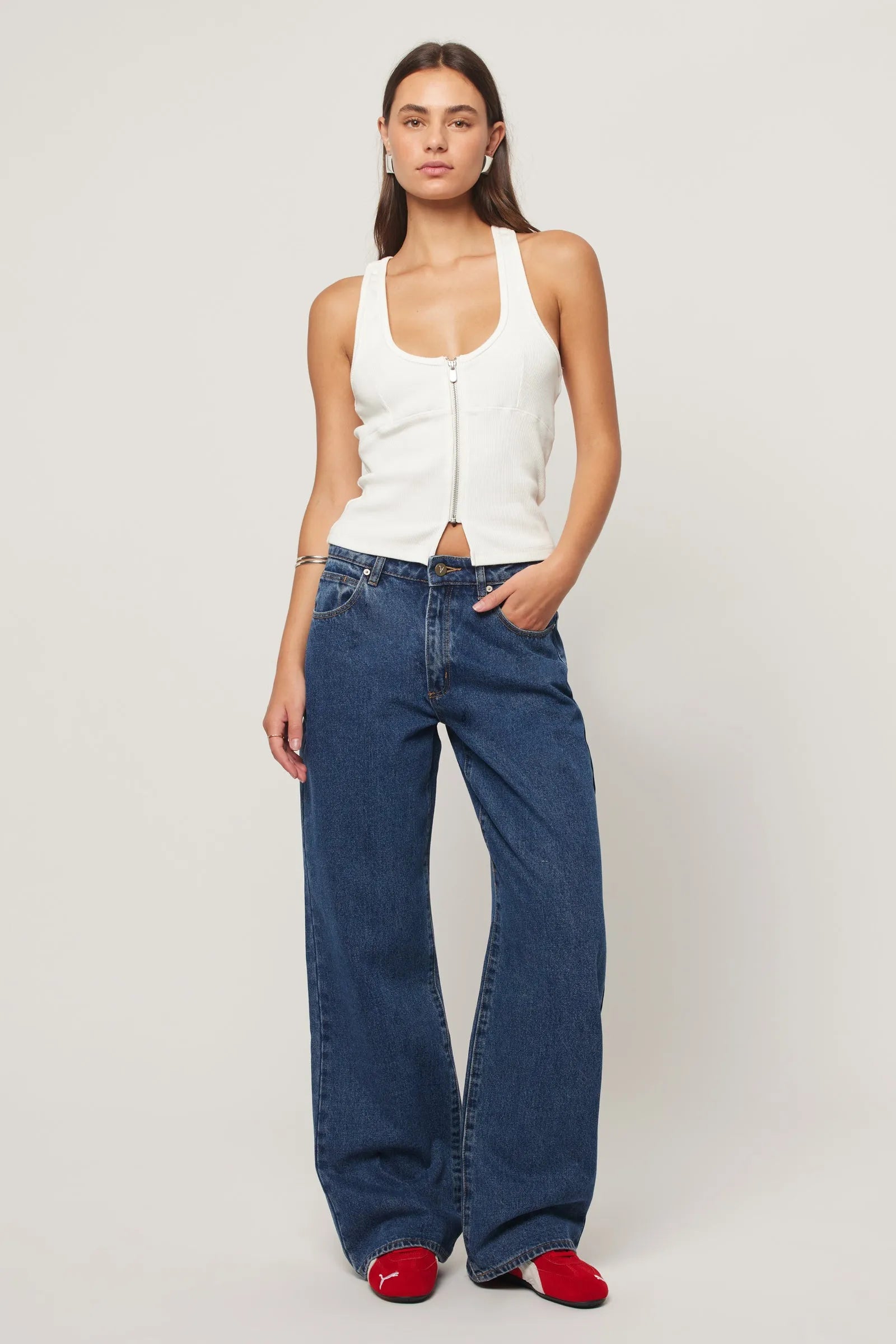 A brand - 95 Bella Baggy