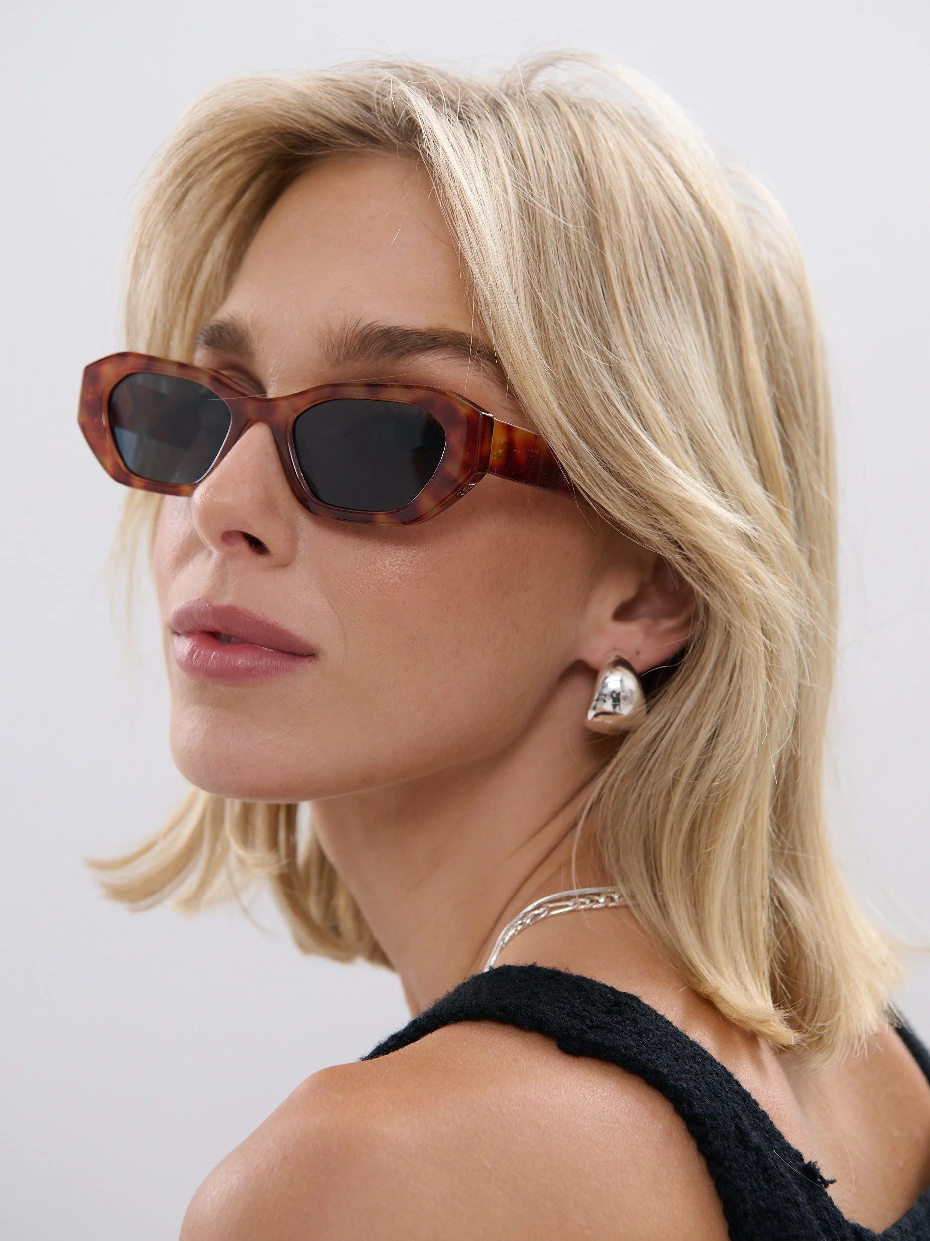 L&S Lalia Square Frame Sunglasses - Tort