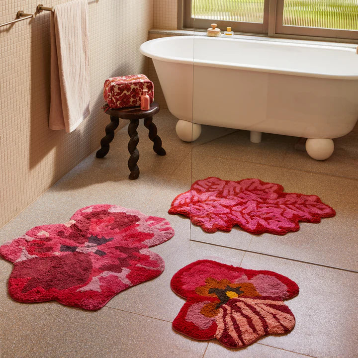 BMS01-leaf-pink-cotton-bath-mat-styled-5.webp