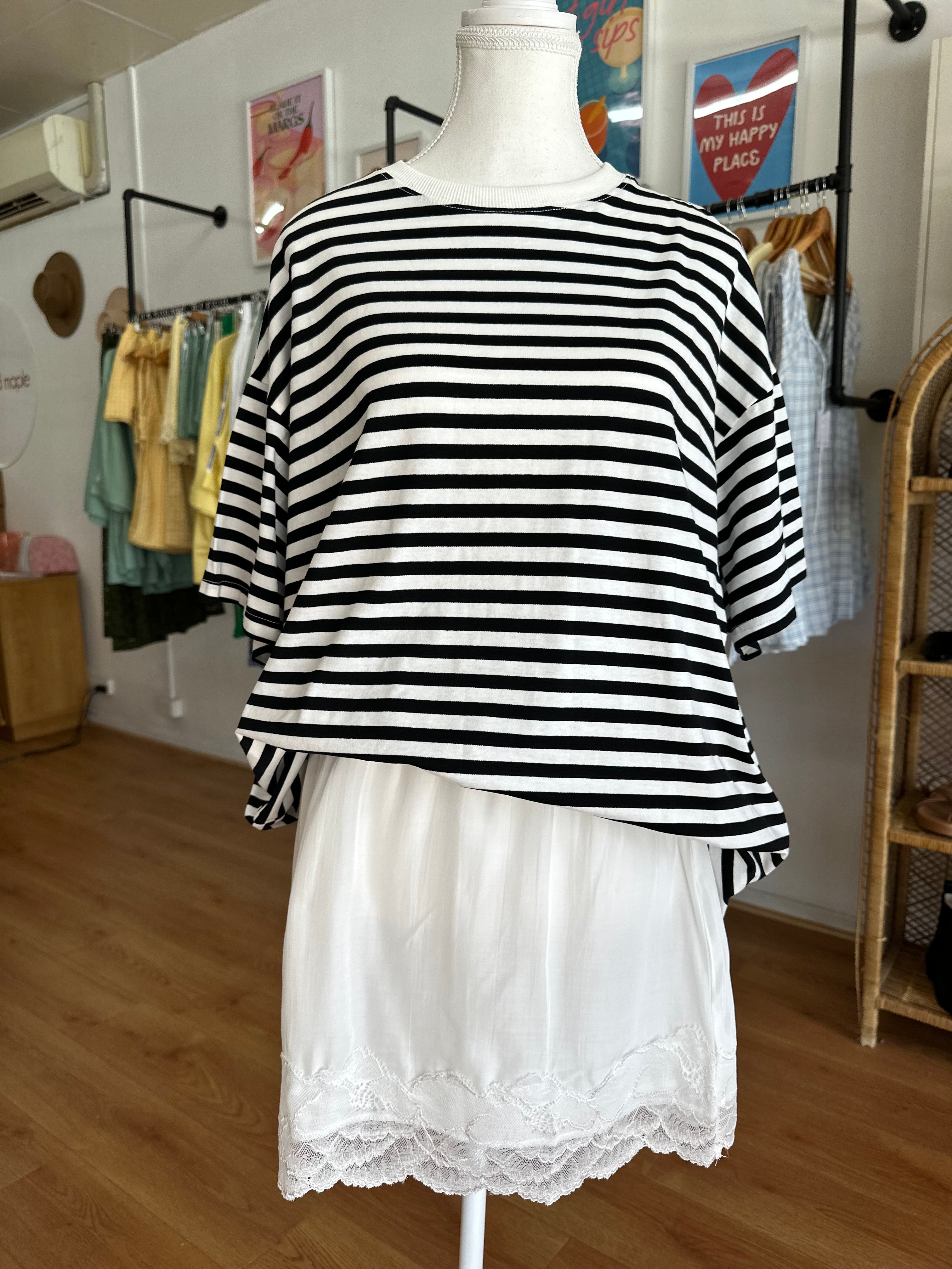 By Frankie Lacey Skirt | White