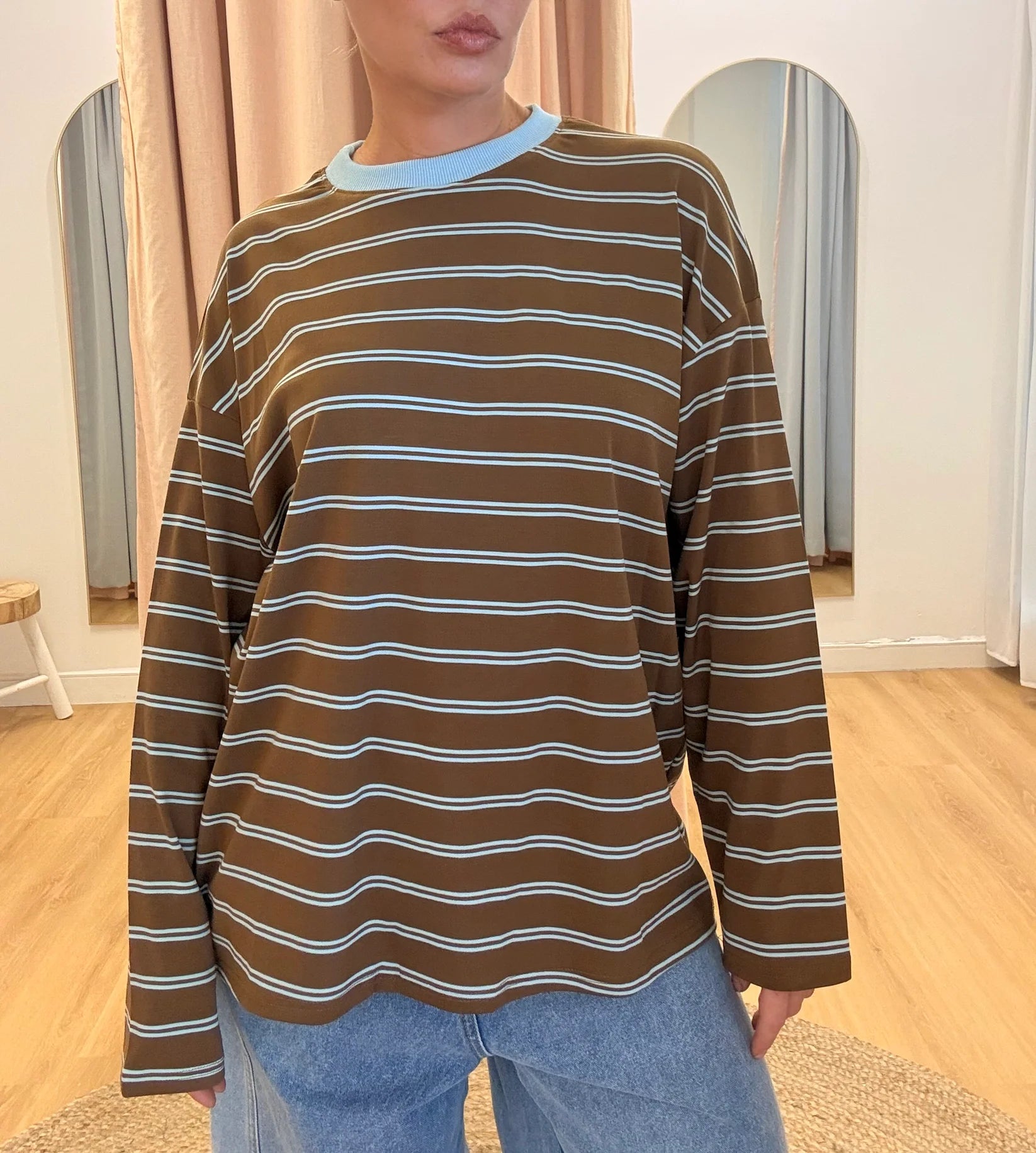 Amiah Long Sleeve Tee | Chocolate/Blue