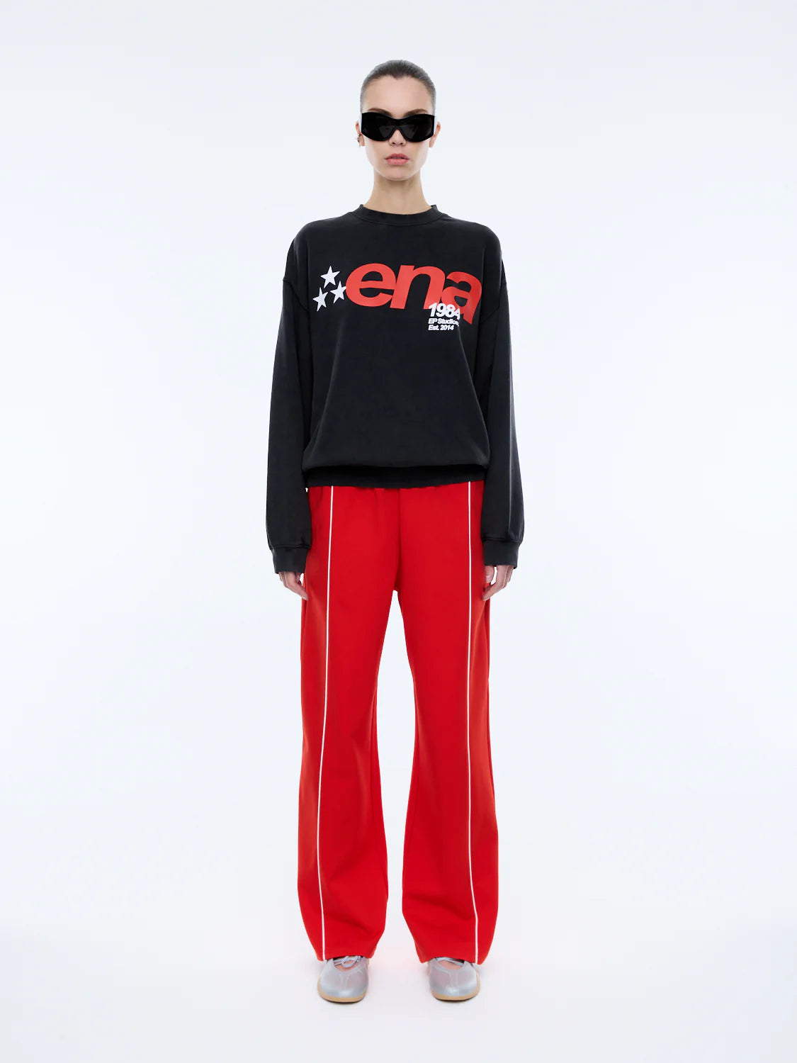 Ena Pelly -Star Sweatshirt