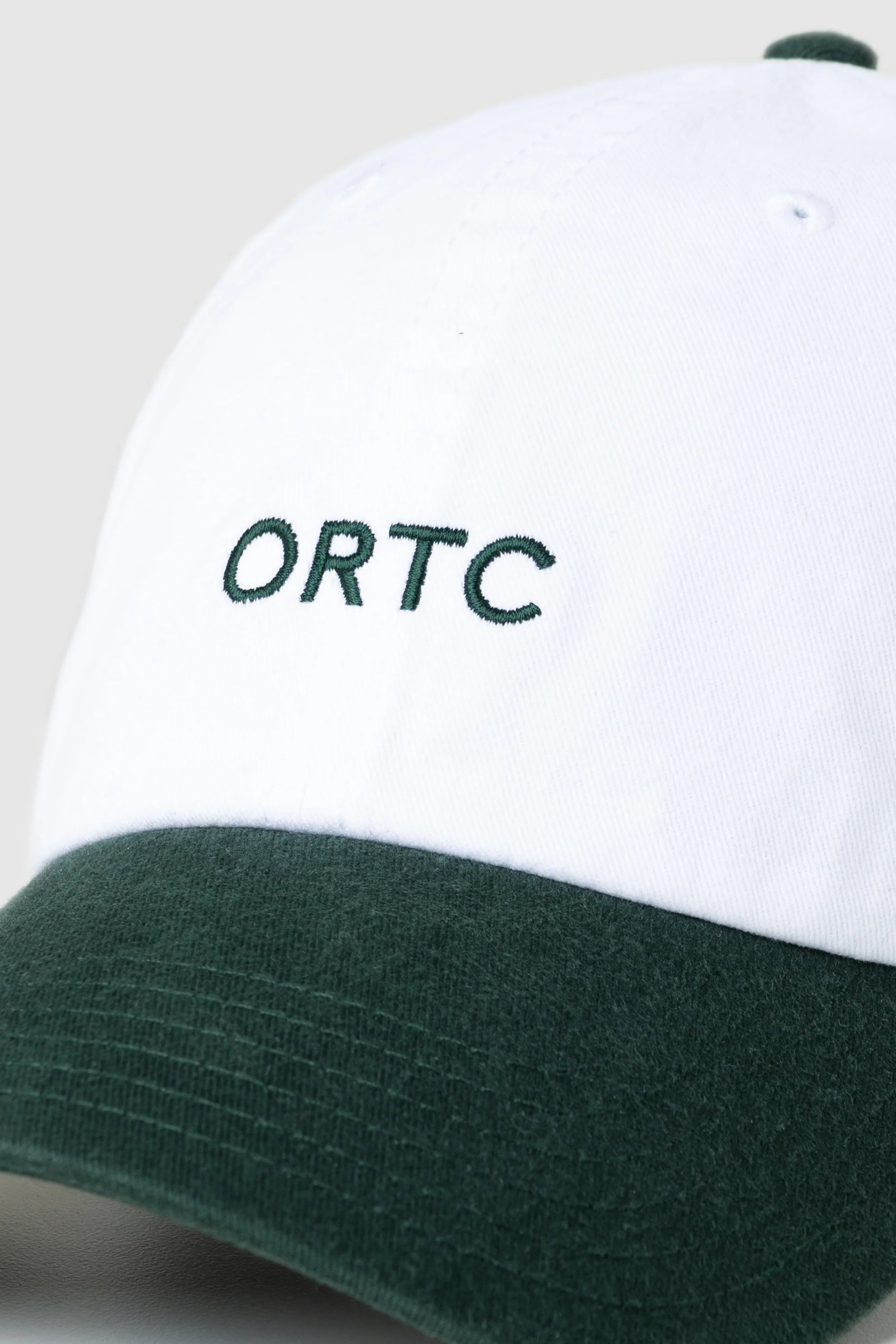 George Logo Cap | Forest & White