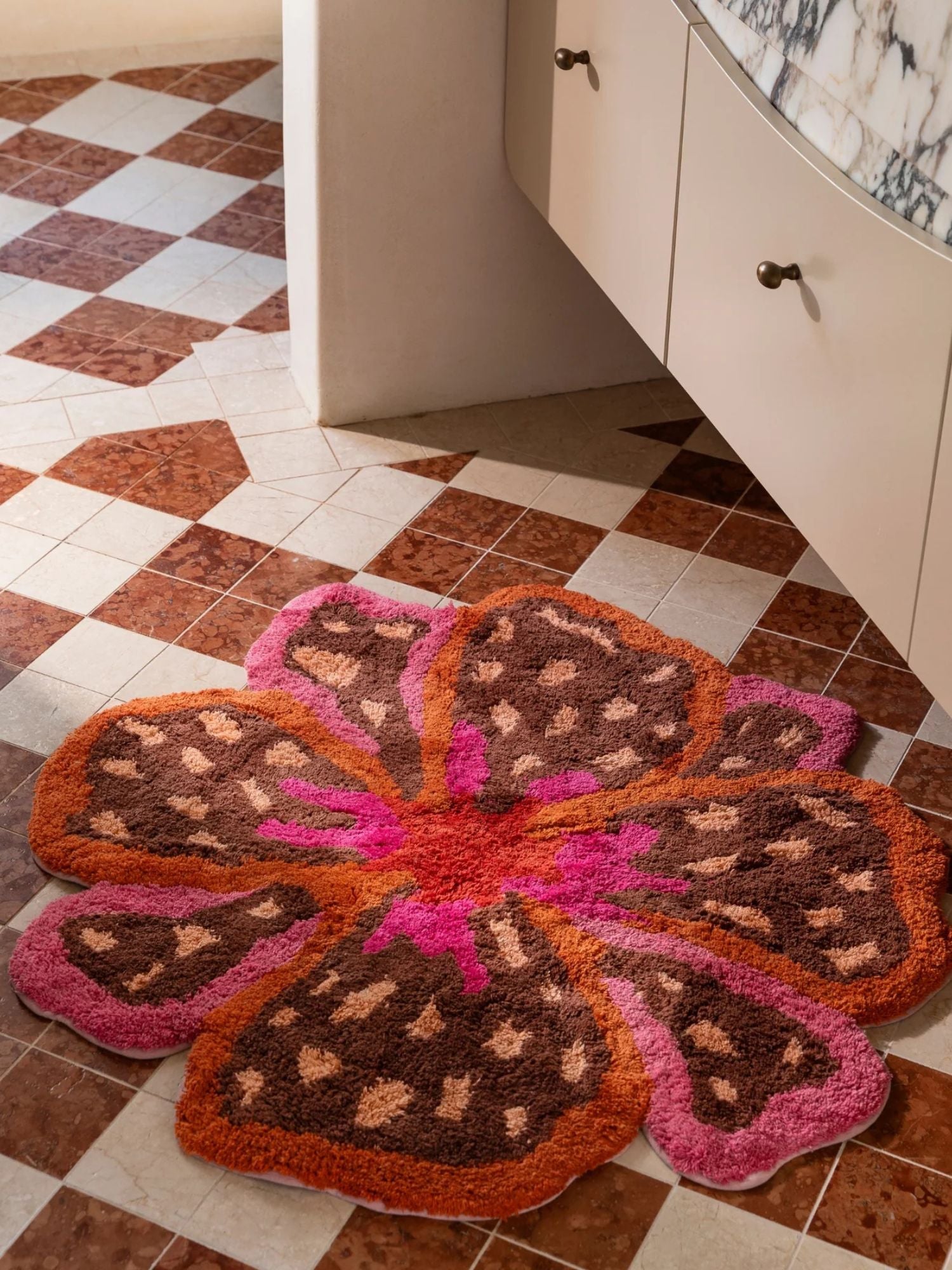 Bonnie & Neil - Pink Floral Flower Bath Mat