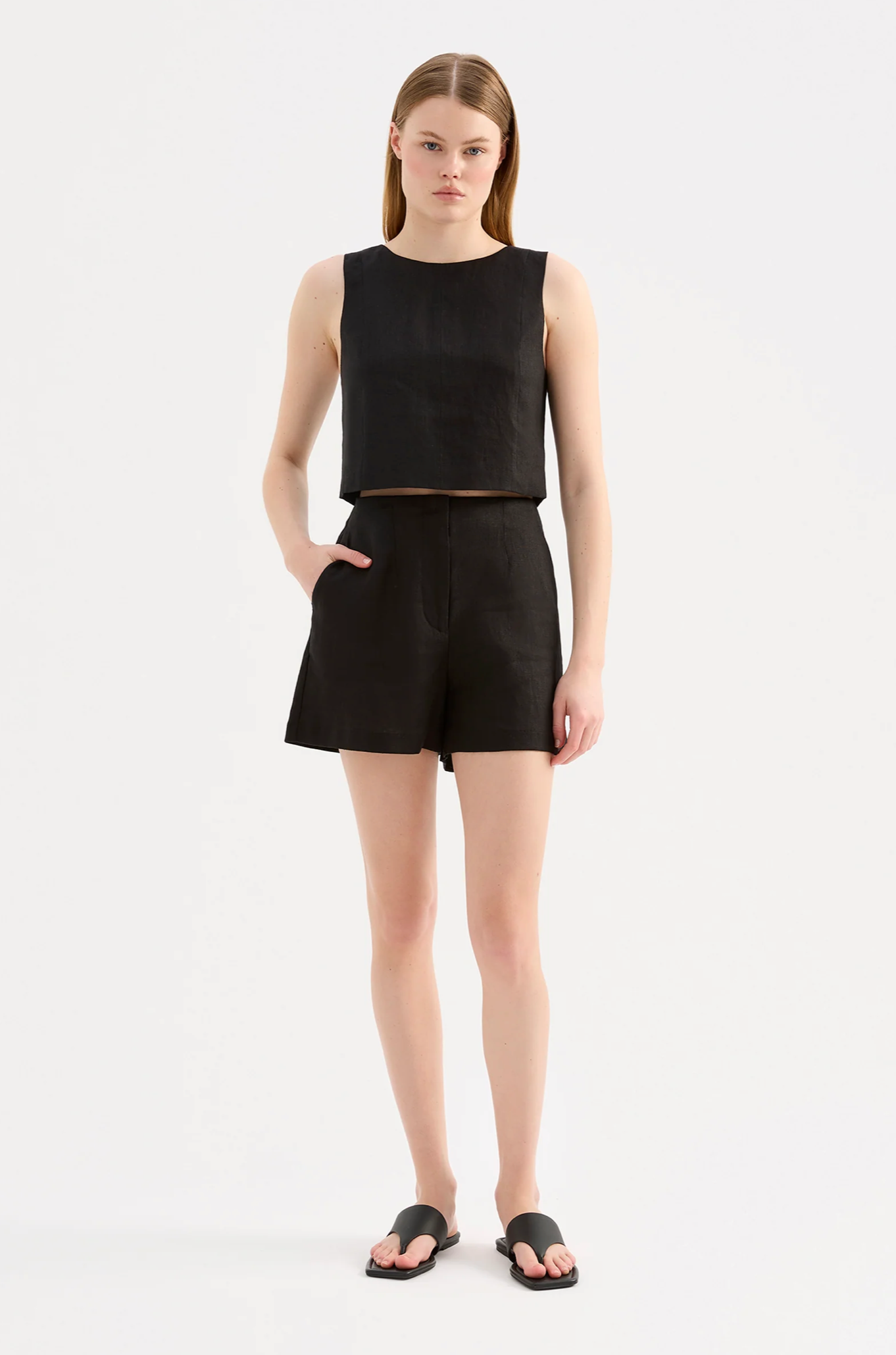 Marli Linen Short | Black