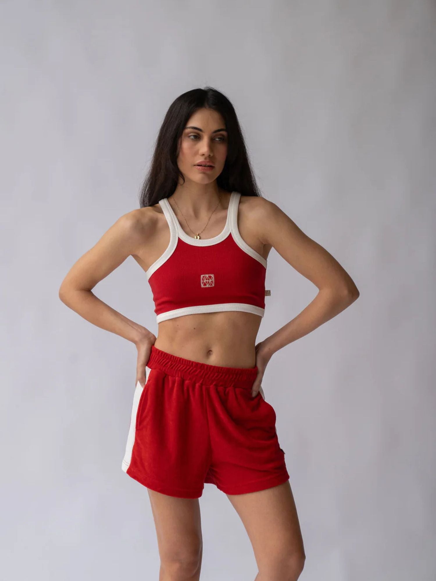 Araminta James Sportif Short | Cherry