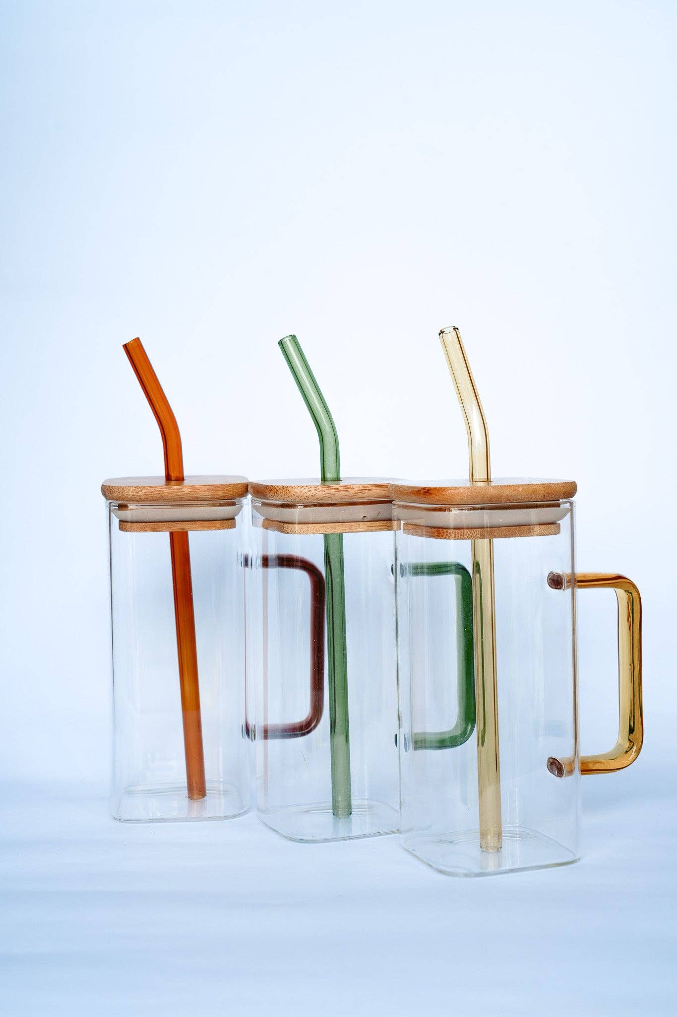 The Catalina Glass Mug + Straw | Mocha