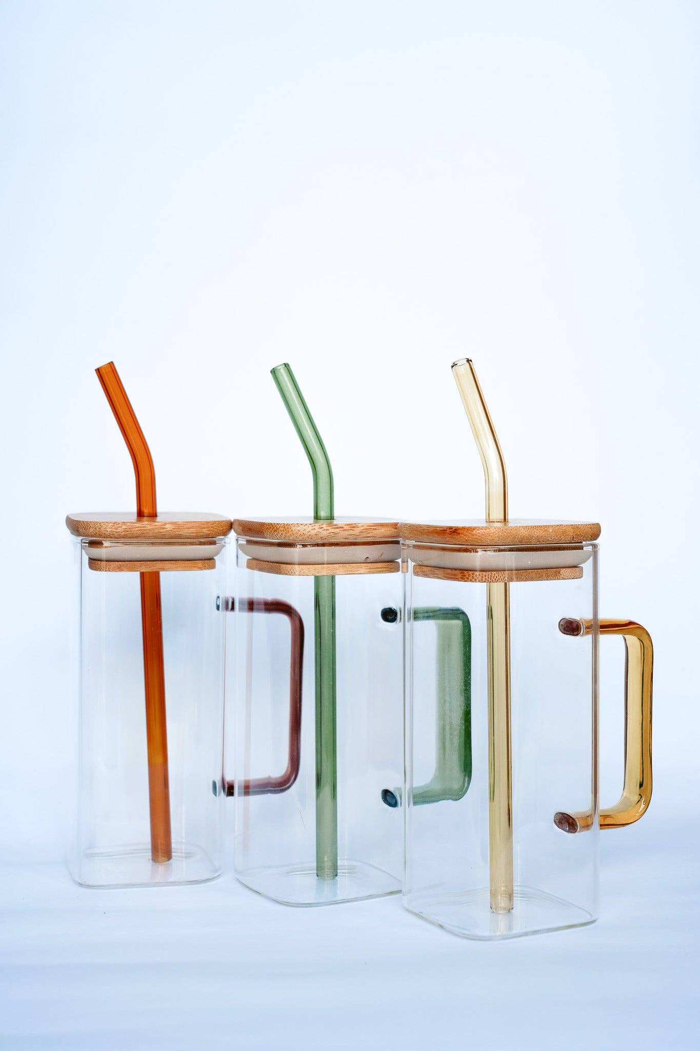 The Catalina Glass Mug + Straw | Mocha