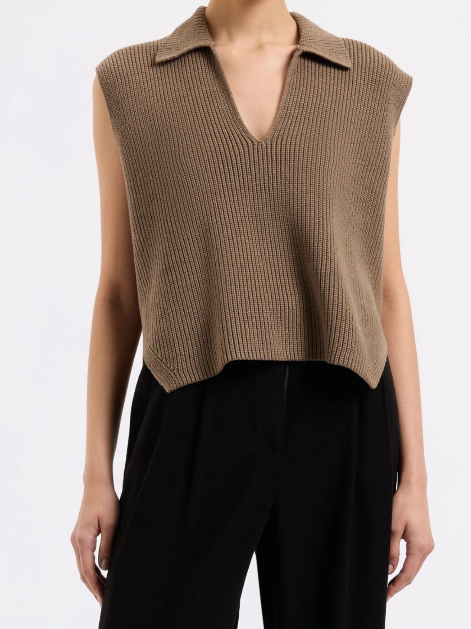 Enes Knit Vest | Chestnut