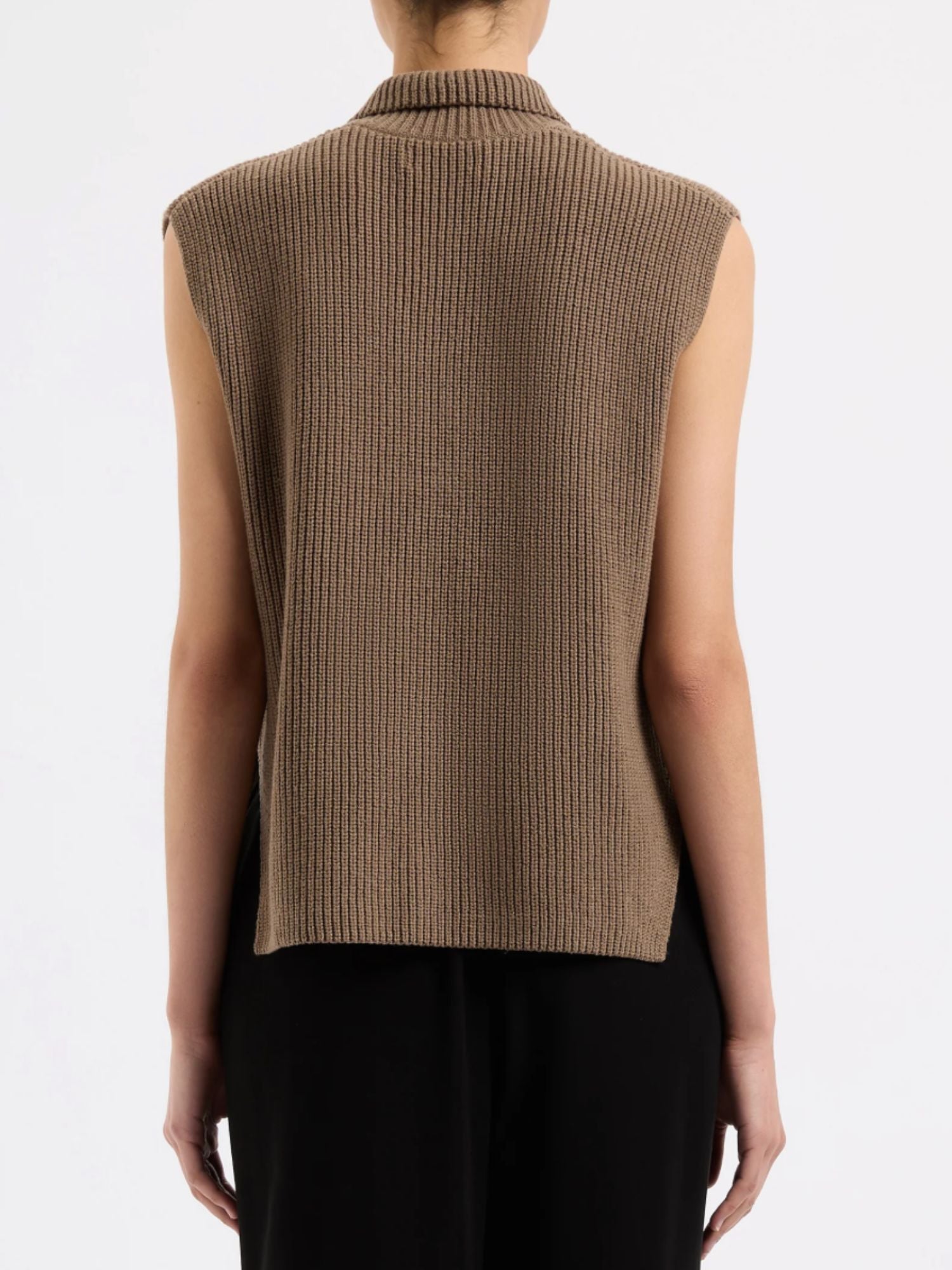 Enes Knit Vest | Chestnut