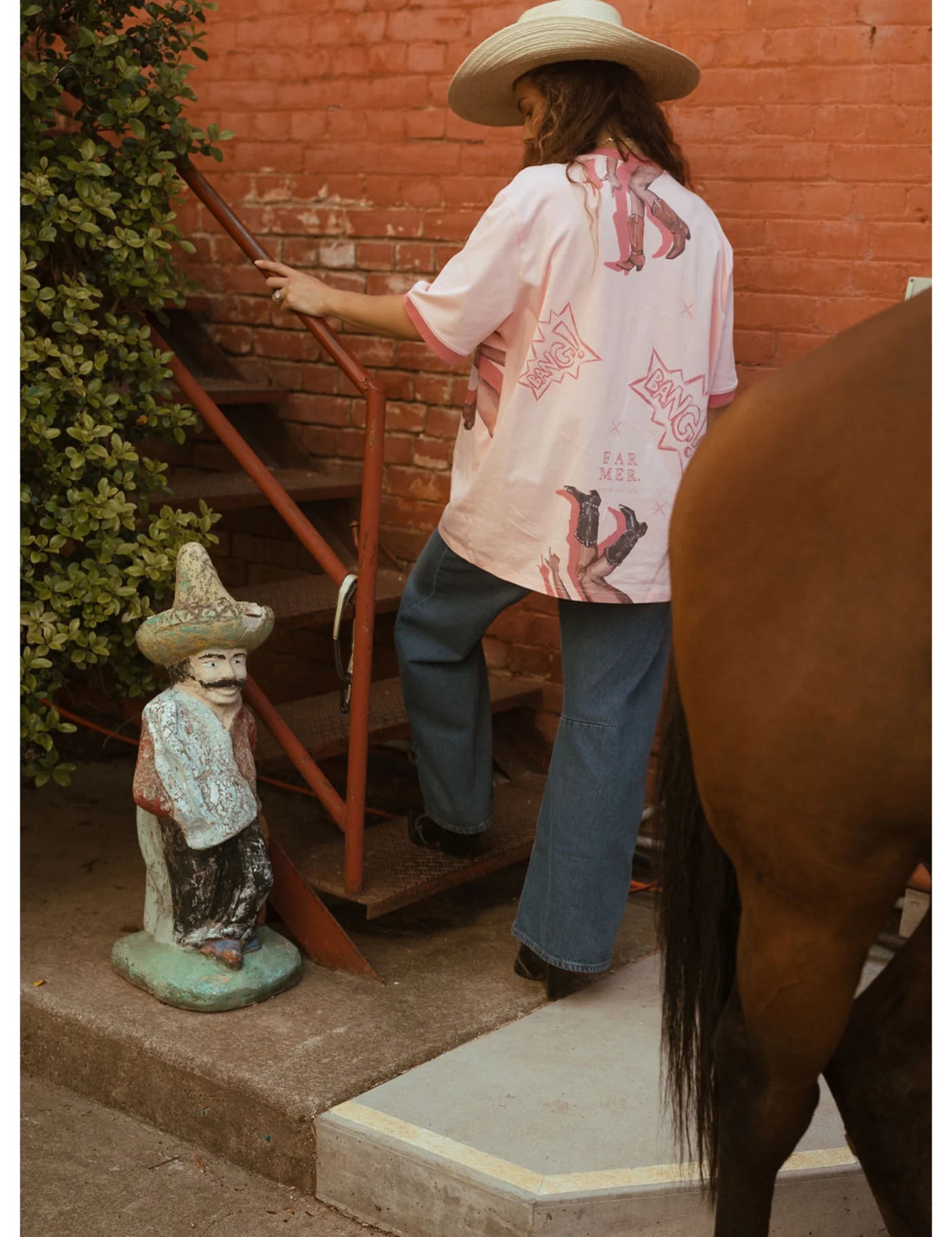 farmer-far-mer-whitney-spicer-shoot-out-vintage-tee-11_1400x_f4b56bc0-4216-4a47-a5f5-74f8a67044a5.webp