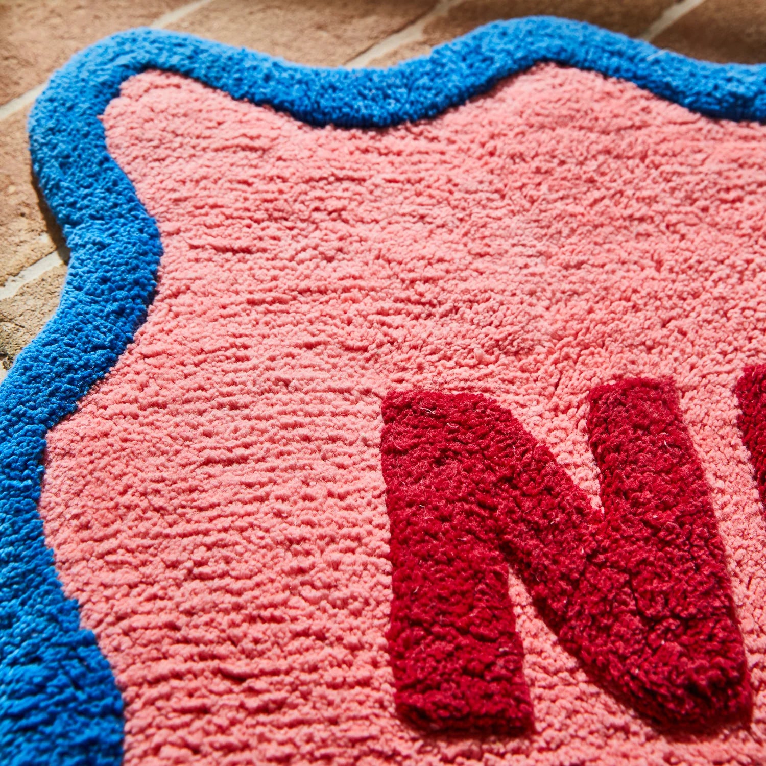 Amalie Nudie Bath Mat | Hibiscus