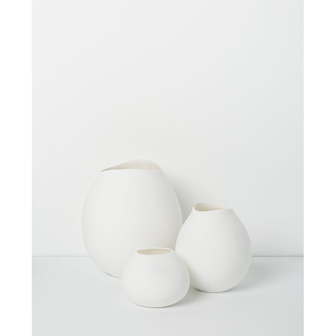 Papaya- White Small Vase